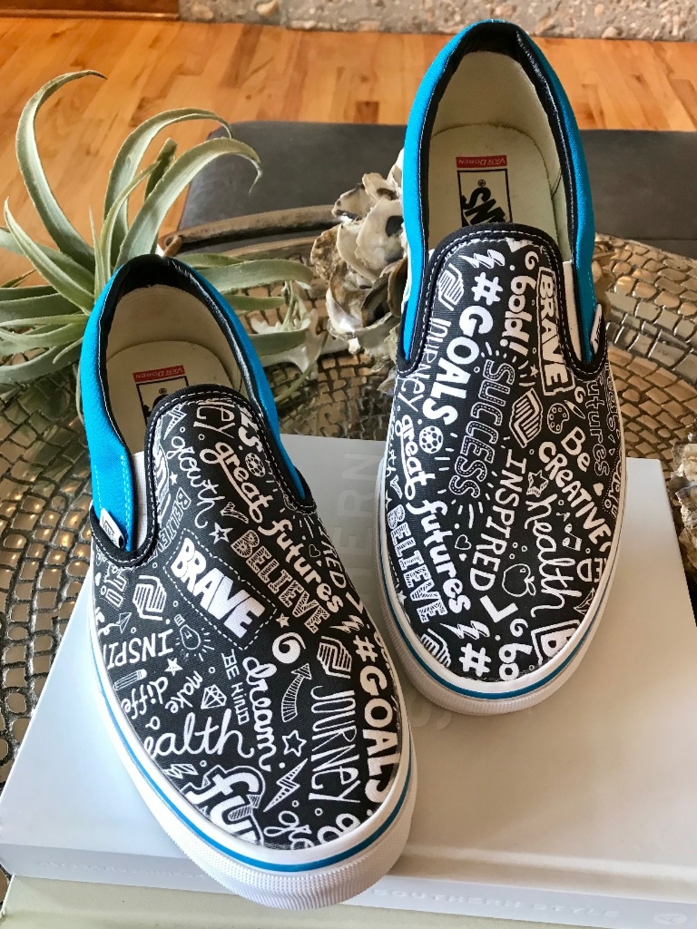 VANS LIMITED EDITION CUSTOM BGCA COLLAB AFFIRMATION GRAPHIC PRINT